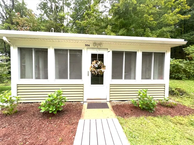 $1,600 | 50 Browning Pond Circle, Unit A, Spencer, MA 01562