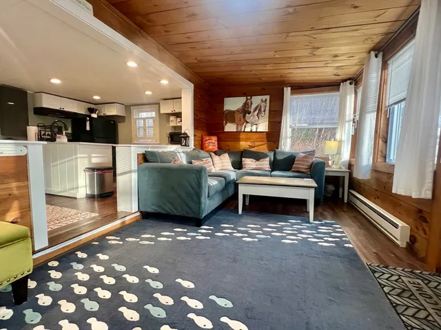 $1,600 | 50 Browning Pond Circle, Unit A, Spencer, MA 01562