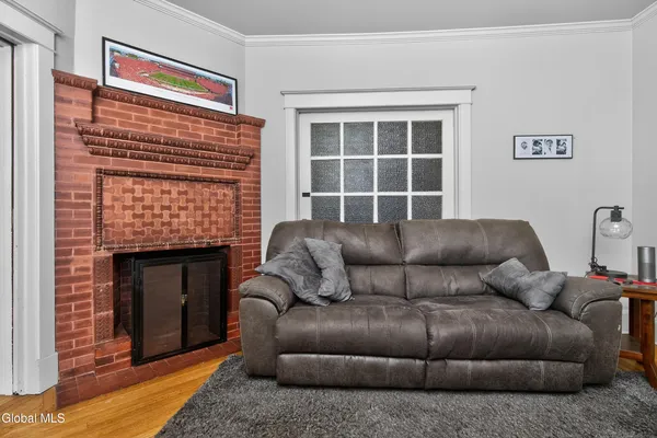 $545,000 | 484 Kenwood Avenue, Bethlehem, NY 12054