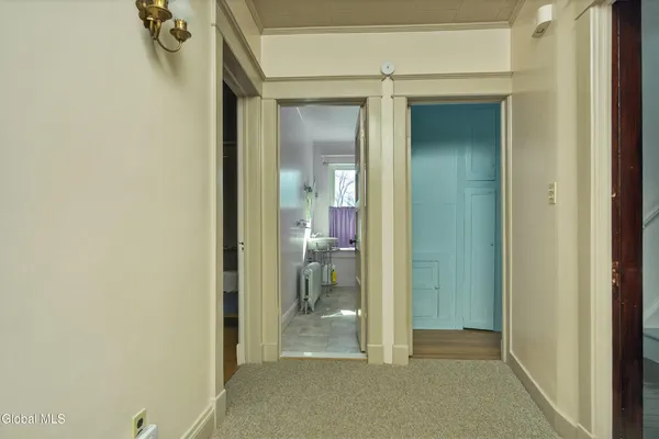 $545,000 | 484 Kenwood Avenue, Bethlehem, NY 12054