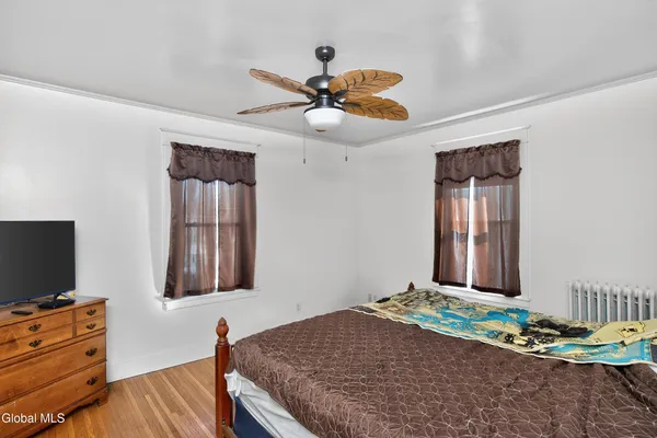 $545,000 | 484 Kenwood Avenue, Bethlehem, NY 12054