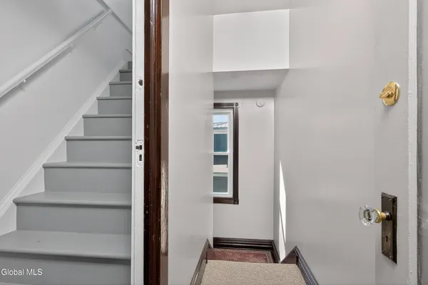 $545,000 | 484 Kenwood Avenue, Bethlehem, NY 12054