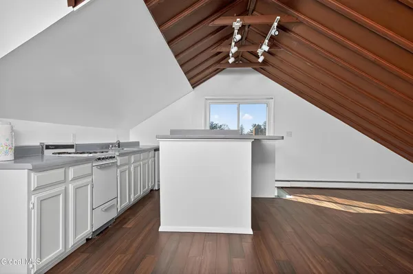 $545,000 | 484 Kenwood Avenue, Bethlehem, NY 12054