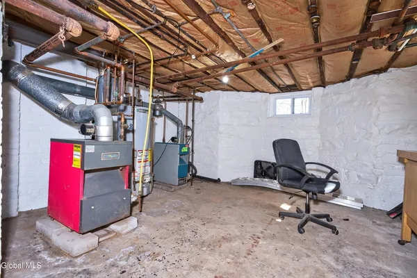 $545,000 | 484 Kenwood Avenue, Bethlehem, NY 12054