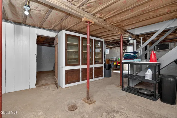 $545,000 | 484 Kenwood Avenue, Bethlehem, NY 12054