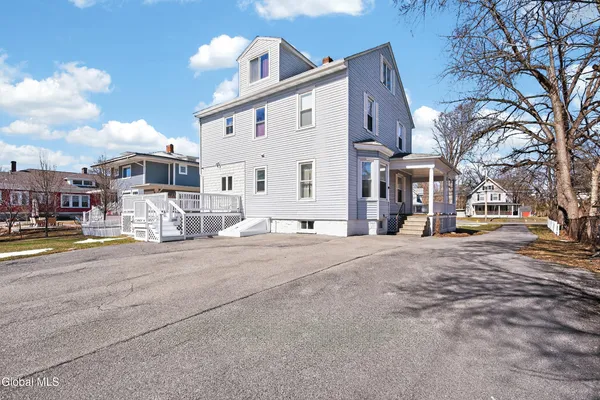 $545,000 | 484 Kenwood Avenue, Bethlehem, NY 12054