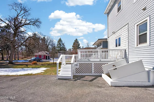 $545,000 | 484 Kenwood Avenue, Bethlehem, NY 12054