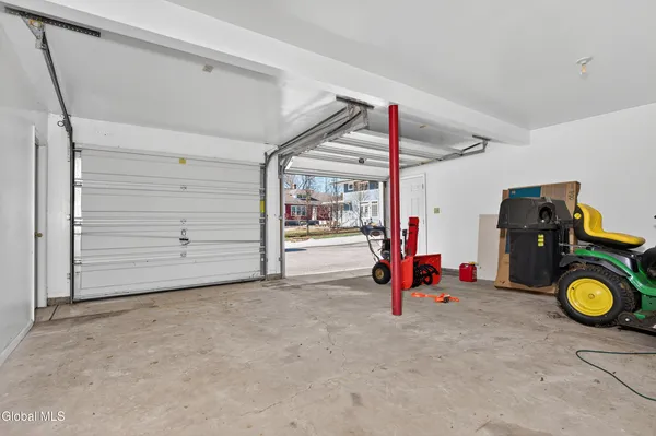 $545,000 | 484 Kenwood Avenue, Bethlehem, NY 12054