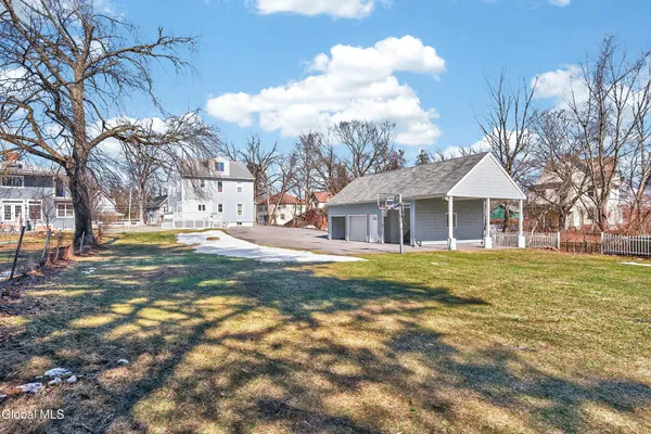 $545,000 | 484 Kenwood Avenue, Bethlehem, NY 12054