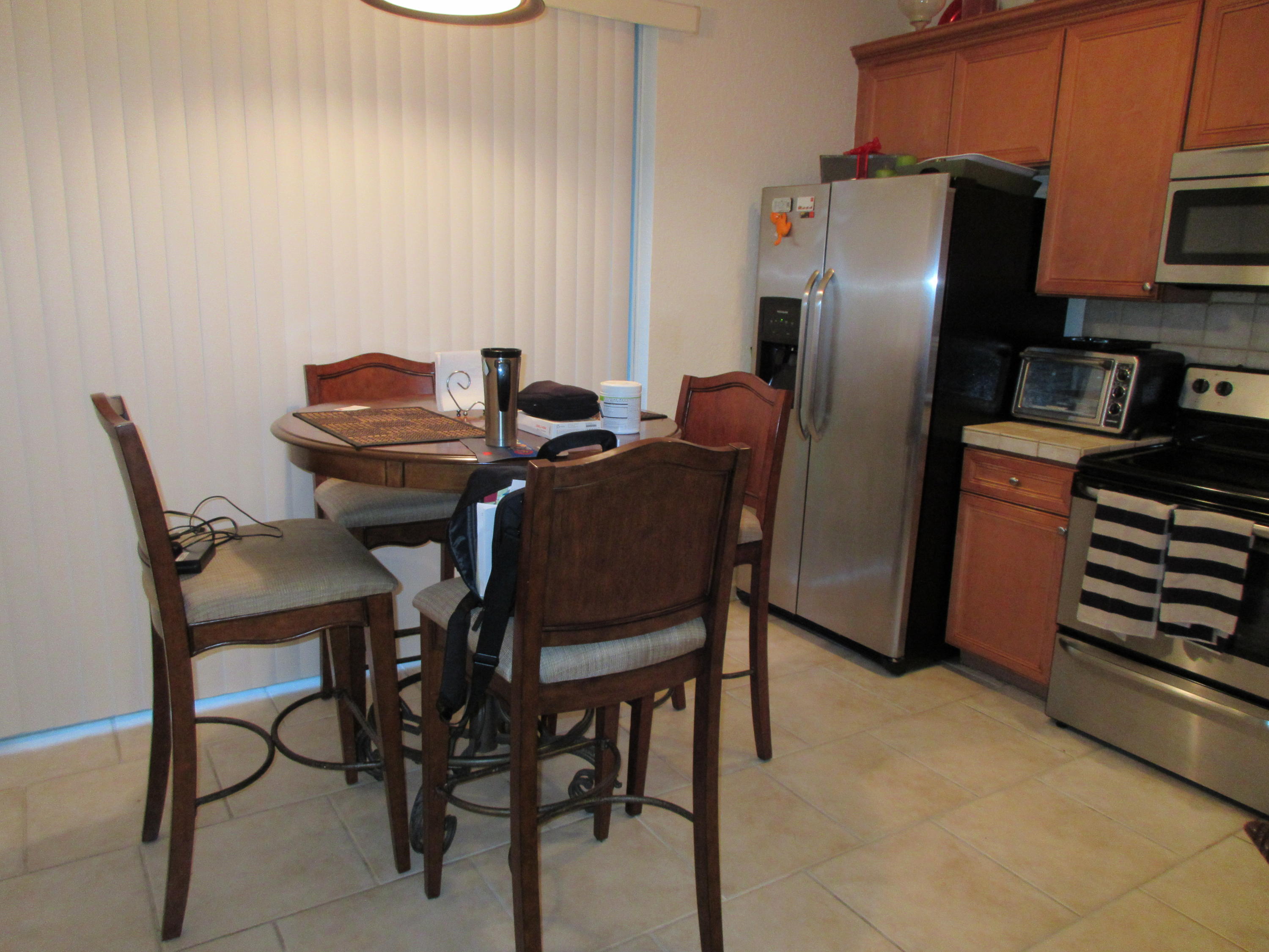 2056 Oakhurst Way Riviera Beach, FL 33404 - Photo 4 of 8 IMG_0696