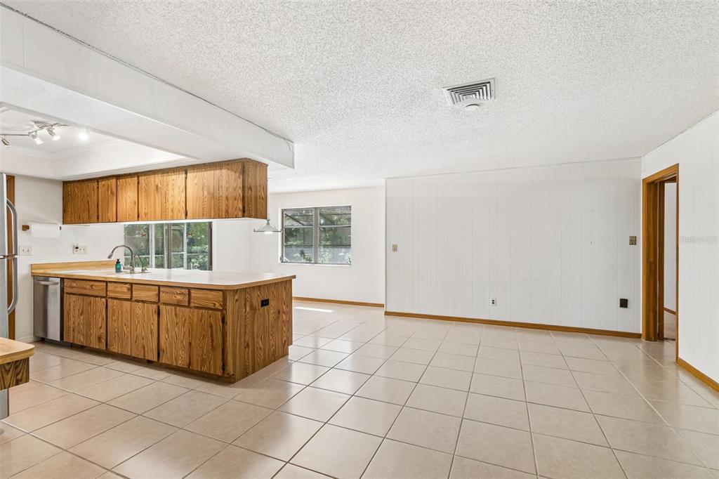 515 Sandy Hook Road Palm Harbor, FL 34683 - Photo 38 of 83 Gallery Image 38