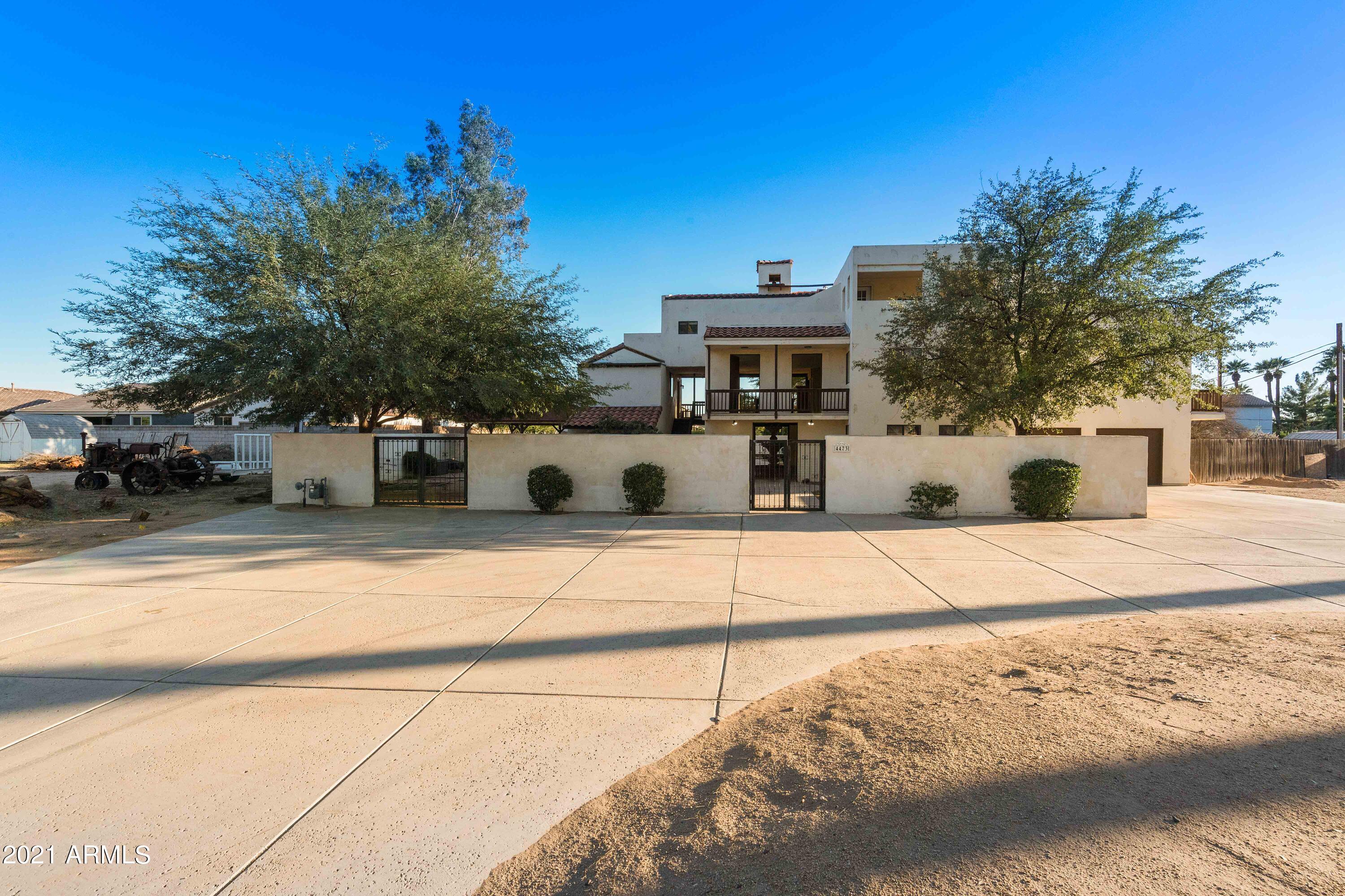 4473 South Basha Road Chandler, AZ 85248 - Photo 1 of 87 Front