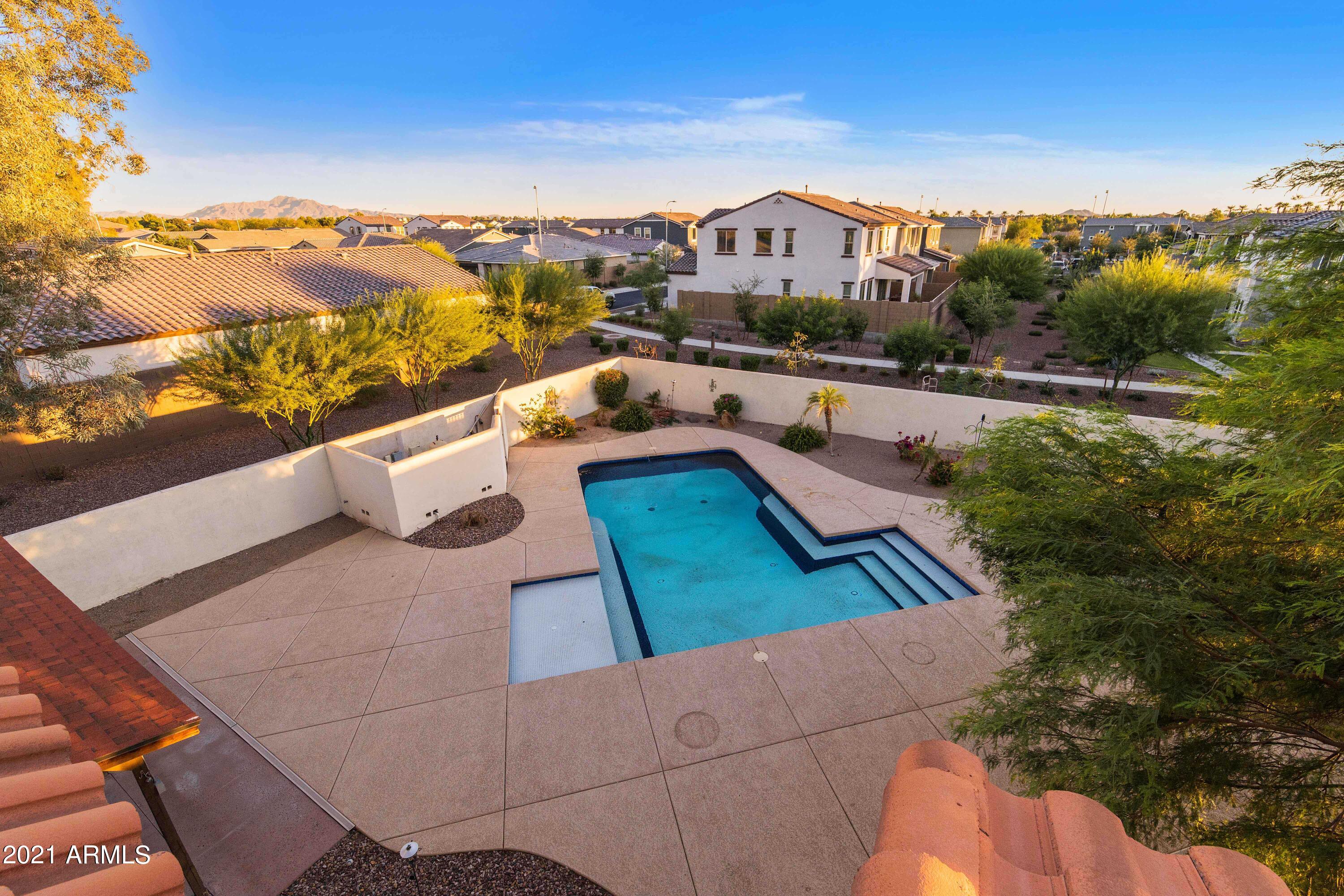 4473 South Basha Road Chandler, AZ 85248 - Photo 32 of 87 View to Backyard from 3rd floor