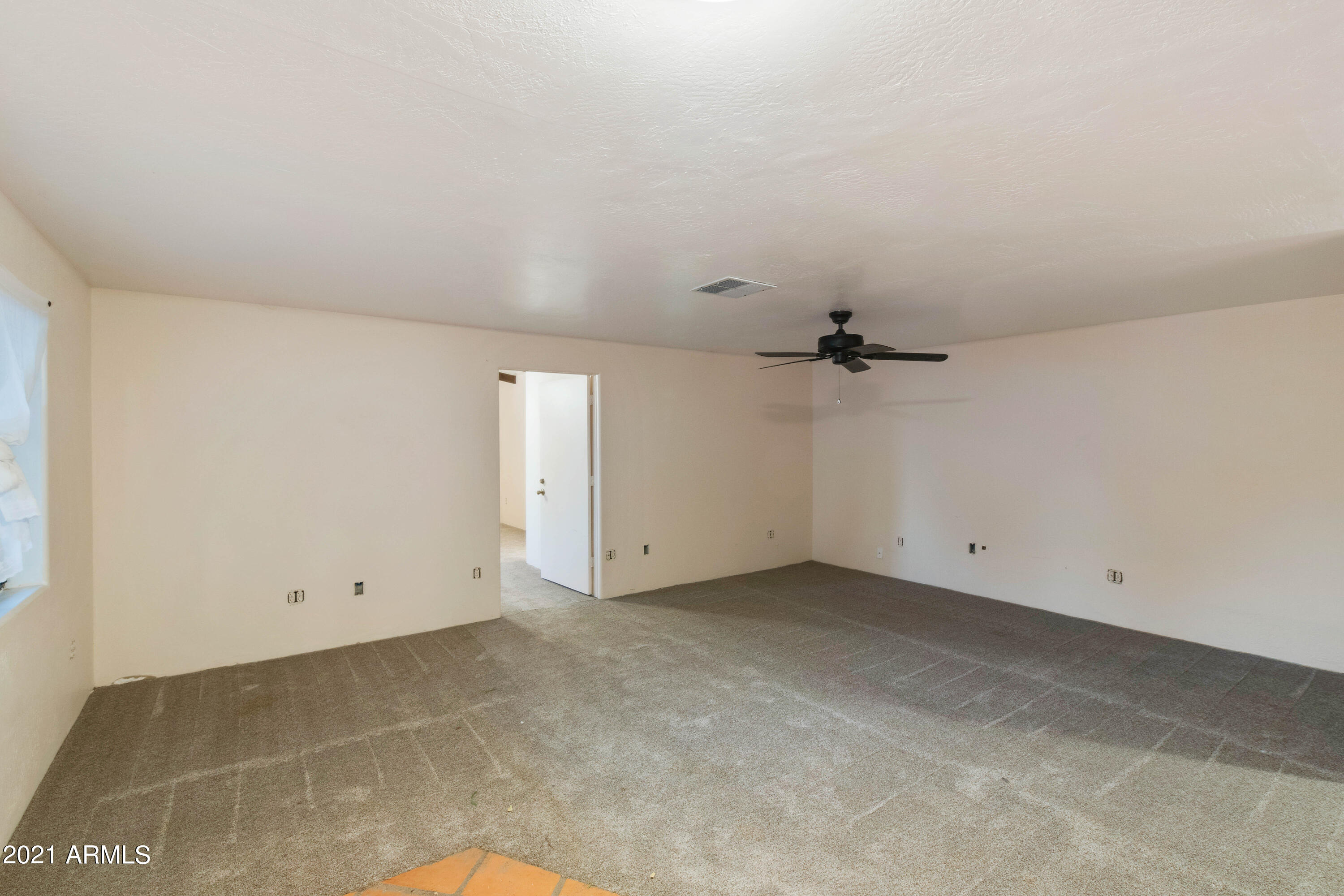 4473 South Basha Road Chandler, AZ 85248 - Photo 62 of 87 Casita Living Room