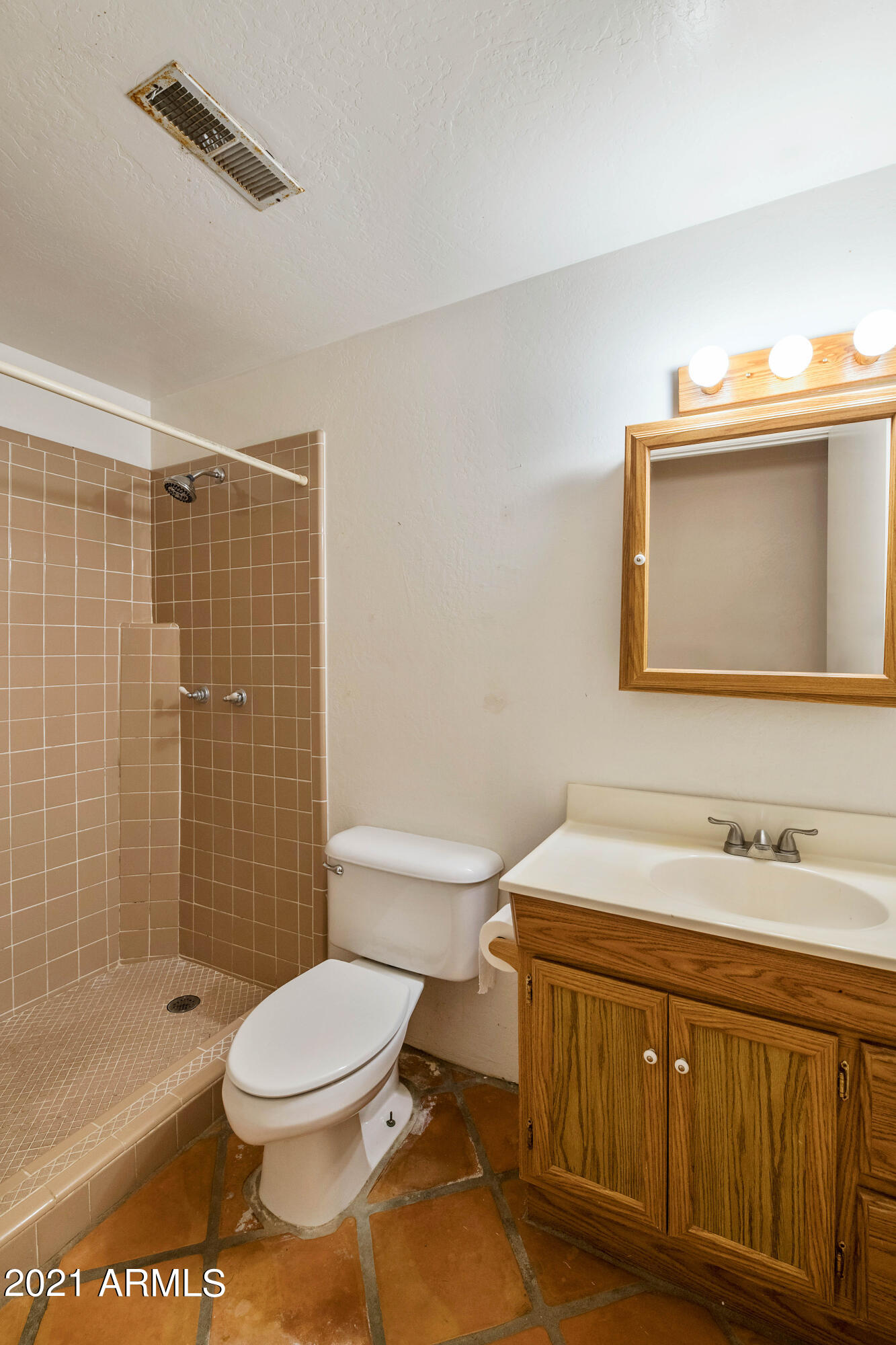 4473 South Basha Road Chandler, AZ 85248 - Photo 77 of 87 Casita Bathroom 2