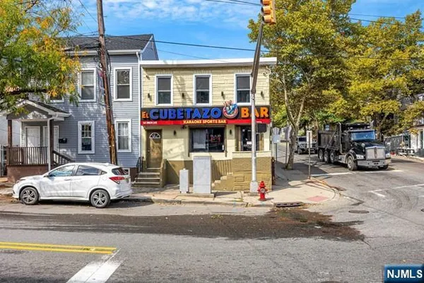 a car parked in front of a building