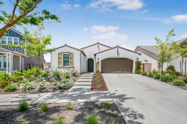 $600,000 | 4494 Little Canyon Drive, Madera, CA 93636