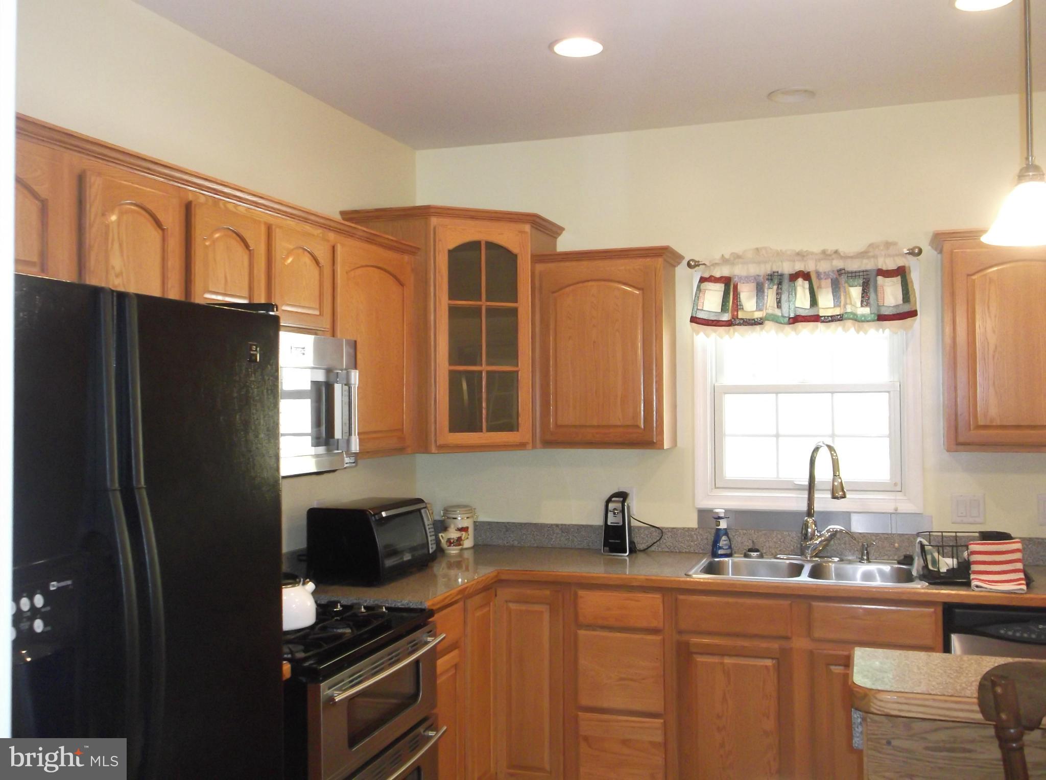 1144 John Rissler Road Charles Town, WV 25414 - Photo 9 of 30 Kitchen