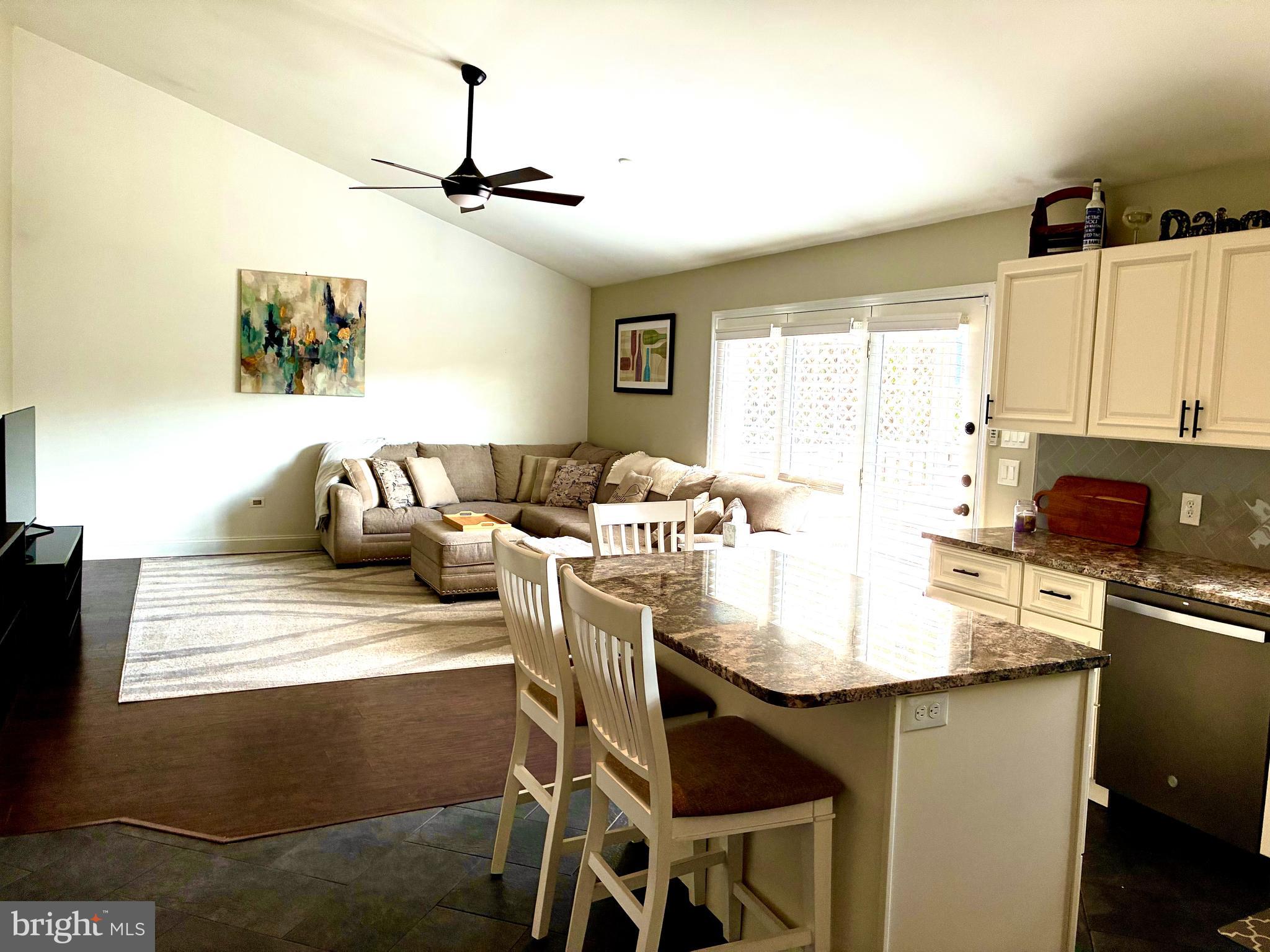 4580 Green Tree Road Reading, PA 19606 - Photo 4 of 30