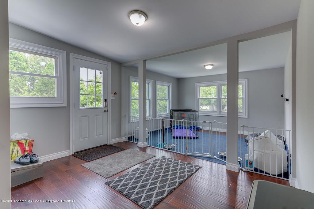 654 Colts Neck Road Freehold, NJ 07728 - Photo 13 of 29 654 Colts Neck Rd