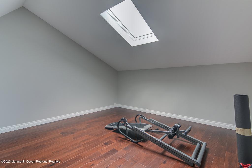 654 Colts Neck Road Freehold, NJ 07728 - Photo 20 of 29 654 Colts Neck Rd