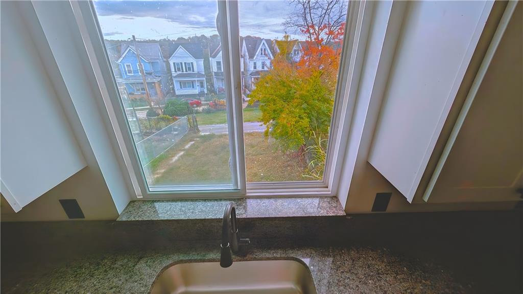 735 Boquet Street McKees Rocks, PA 15136 - Photo 12 of 30 a bathroom with a sink