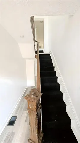 a view of entryway and hall