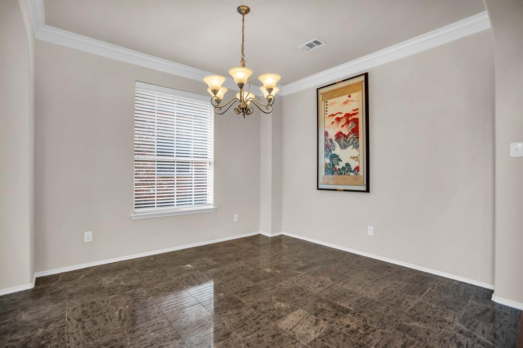 2228 Sparrow Hawk Court Grand Prairie, TX 75052 - Photo 10 of 28