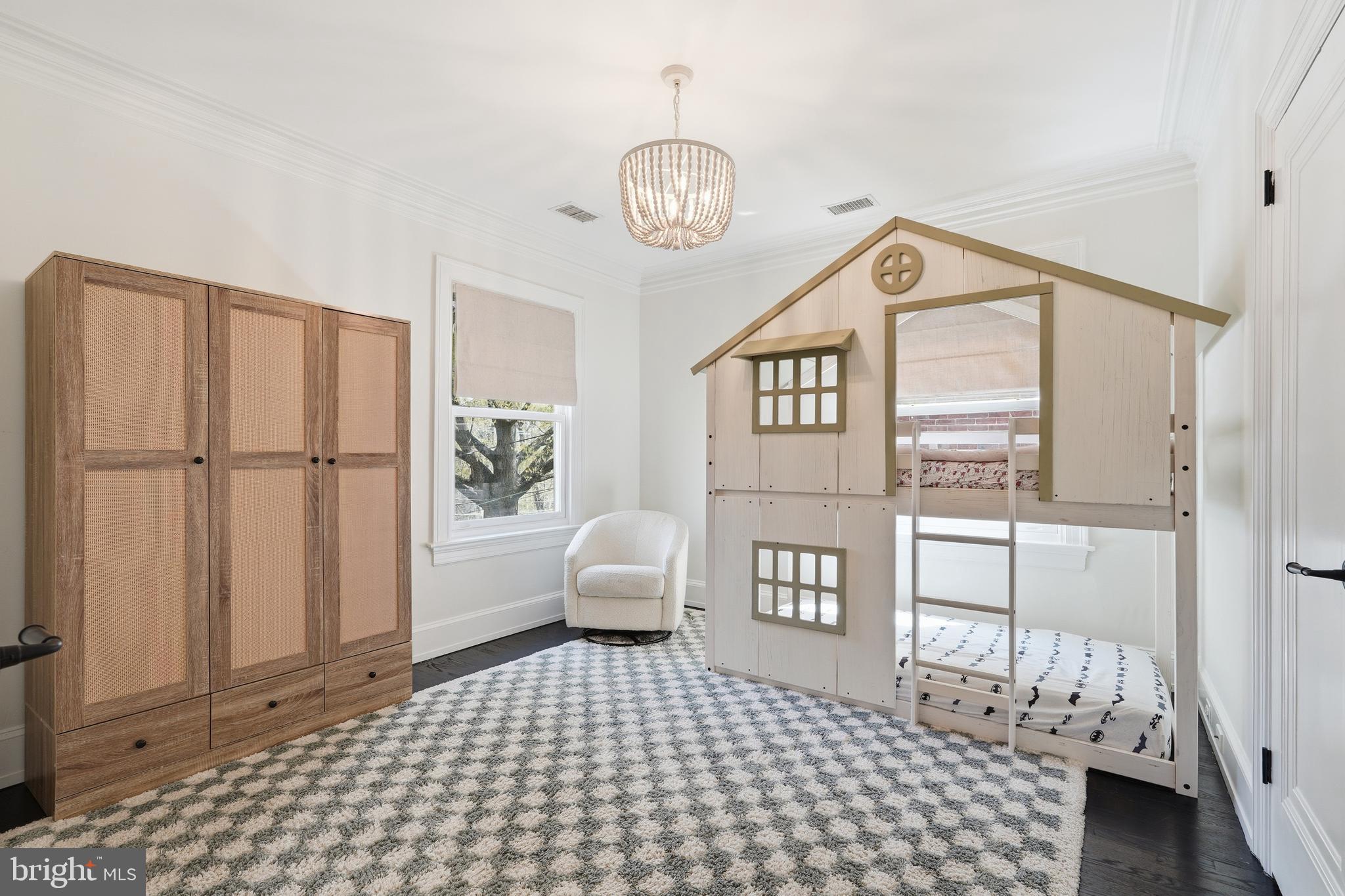 2812 34th Street Northwest Washington, DC 20008 - Photo 28 of 62