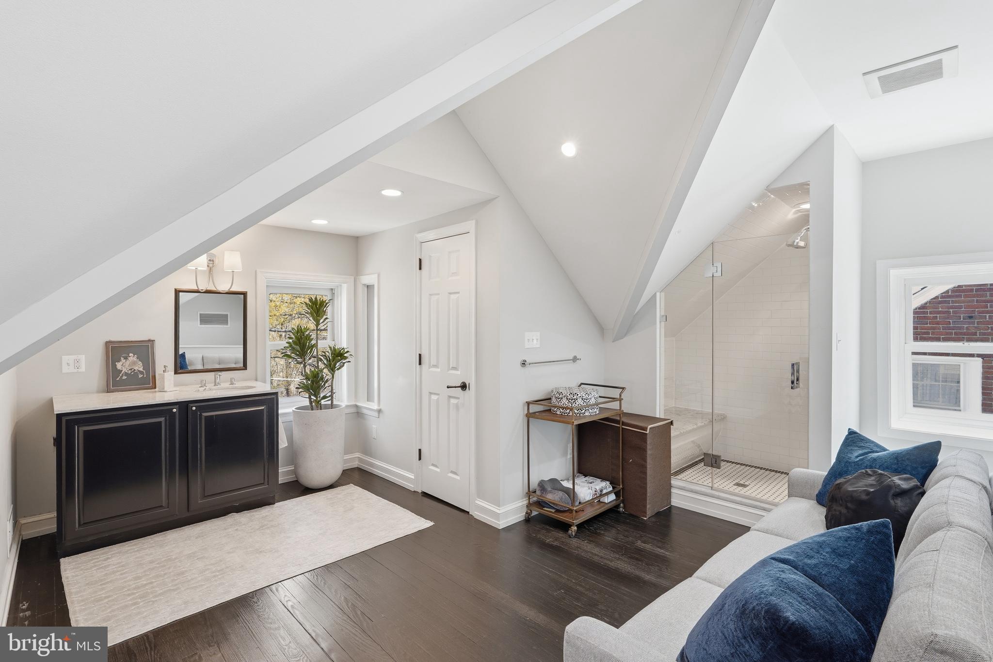 2812 34th Street Northwest Washington, DC 20008 - Photo 38 of 62