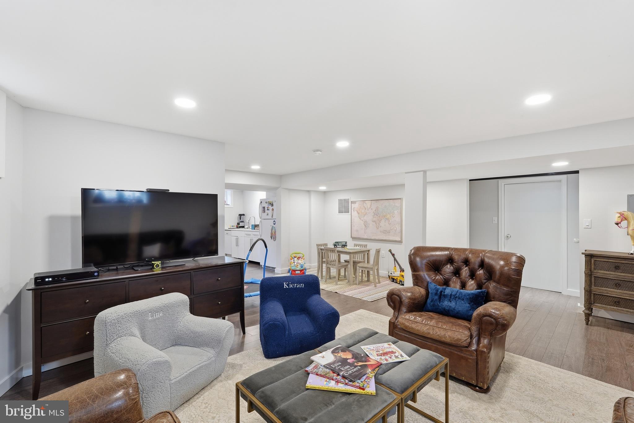 2812 34th Street Northwest Washington, DC 20008 - Photo 39 of 62