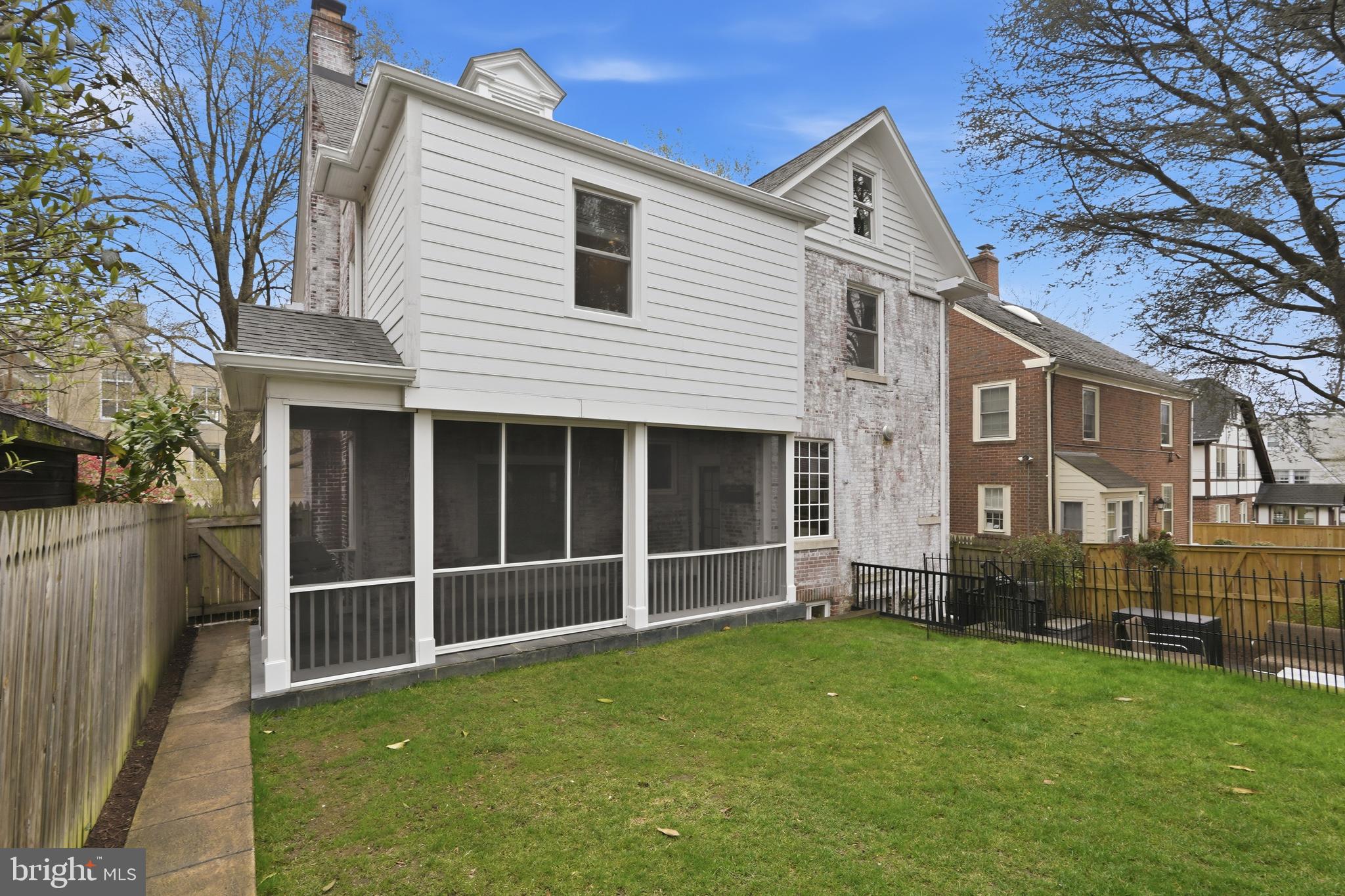 2812 34th Street Northwest Washington, DC 20008 - Photo 47 of 62