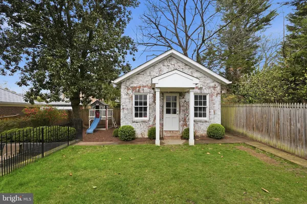 $2,395,000 | 2812 34th Street Northwest, Washington, DC 20008