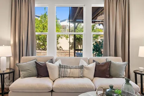 $1,400,000 | 885 Chandelier Court, San Marcos, CA 92078