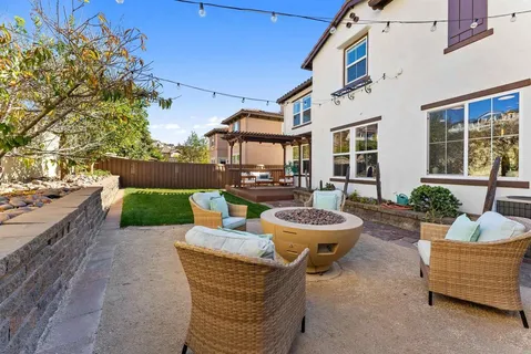 $1,400,000 | 885 Chandelier Court, San Marcos, CA 92078