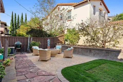 $1,400,000 | 885 Chandelier Court, San Marcos, CA 92078