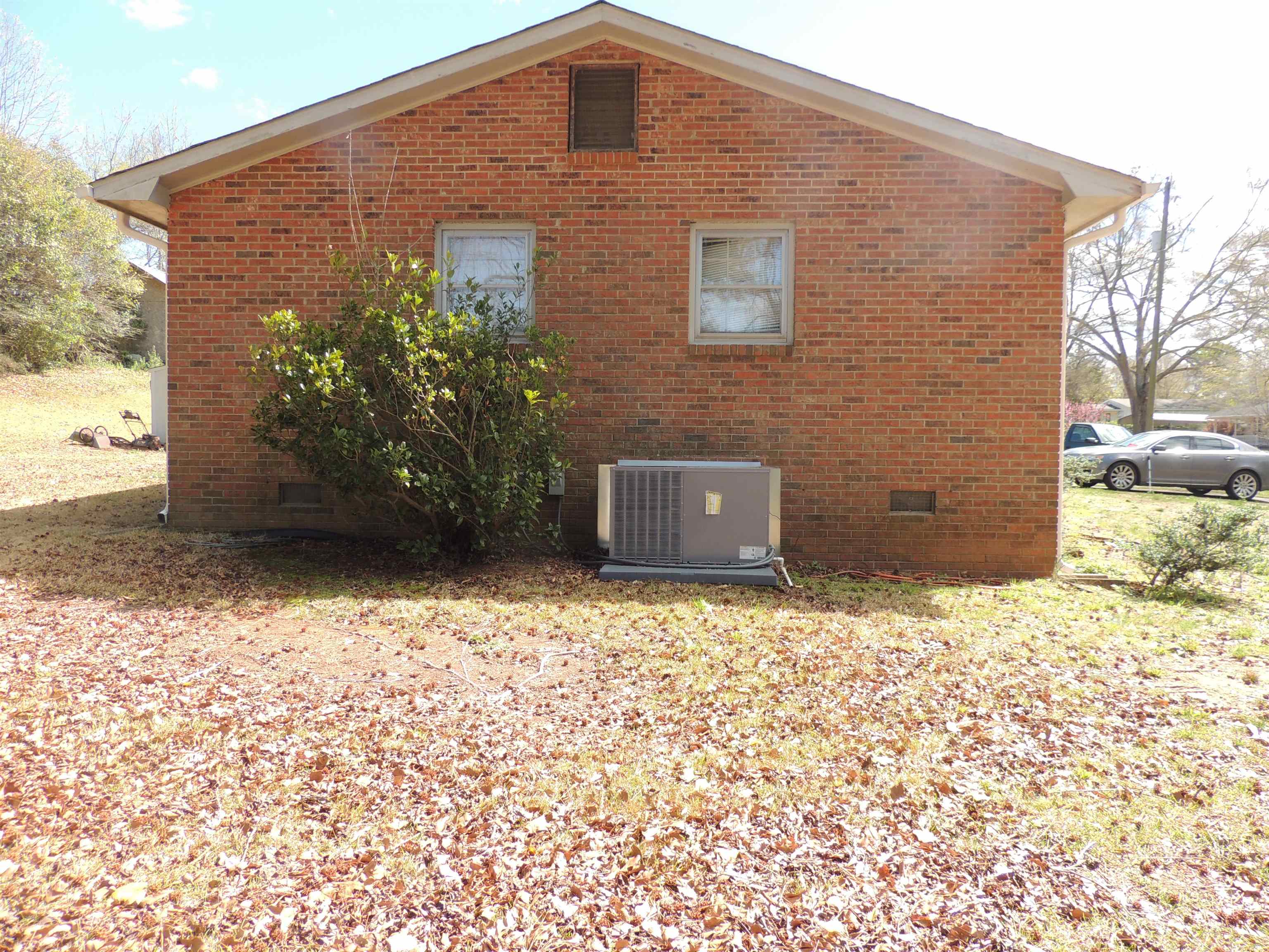 820 Winterhawk Circle Inman, SC 29349 - Photo 5 of 17