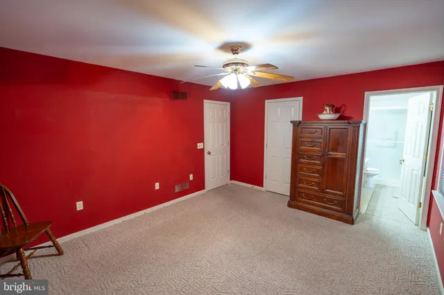 $325,000 | 17 Vista Drive, Fredericksburg, PA 17026