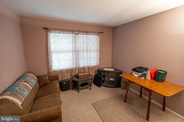 $325,000 | 17 Vista Drive, Fredericksburg, PA 17026