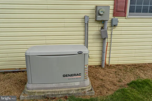 $325,000 | 17 Vista Drive, Fredericksburg, PA 17026