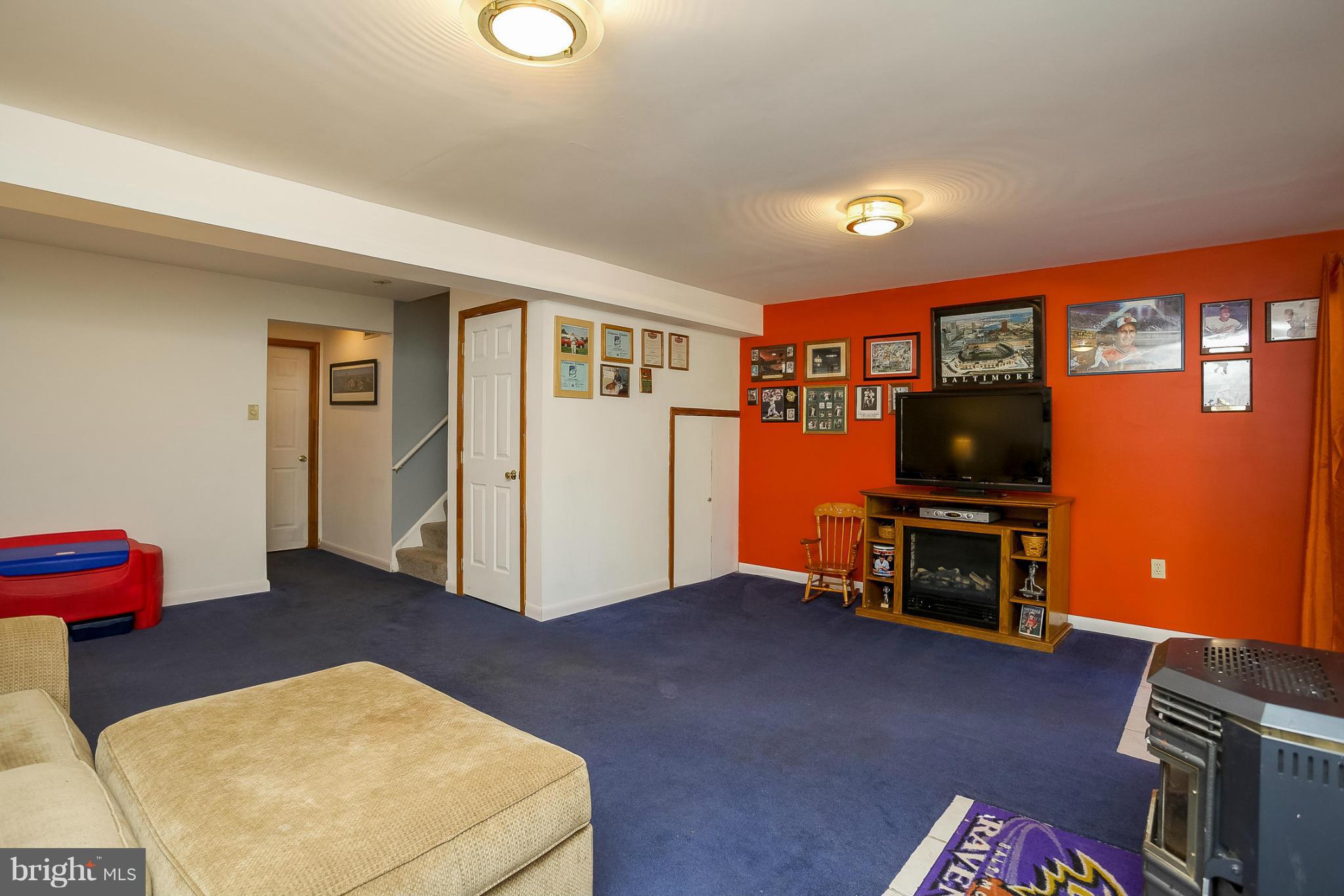 4414 Silver Teal Road Baltimore, MD 21236 - Photo 22 of 27 Family Room