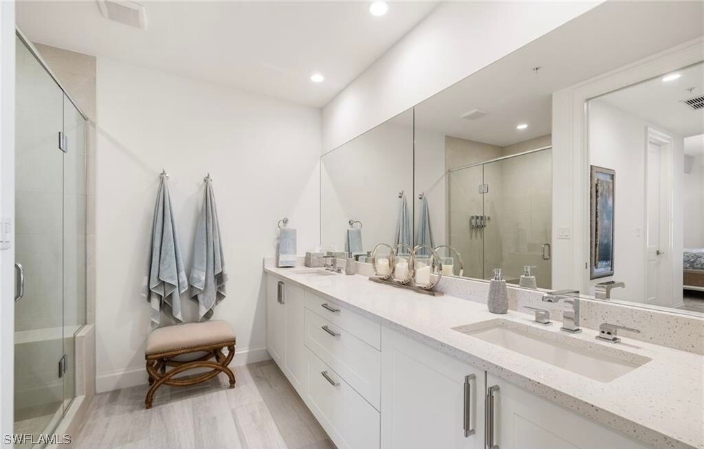 1111 Central, Unit 314 Naples, FL 34102 - Photo 6 of 16