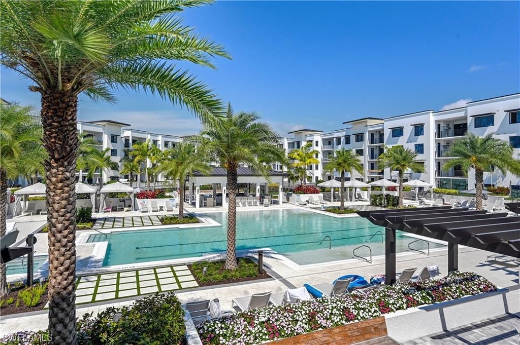 1111 Central, Unit 314 Naples, FL 34102 - Photo 9 of 16