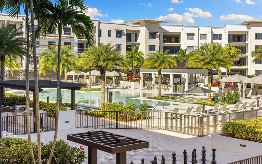 1111 Central, Unit 314 Naples, FL 34102 - Photo 10 of 16