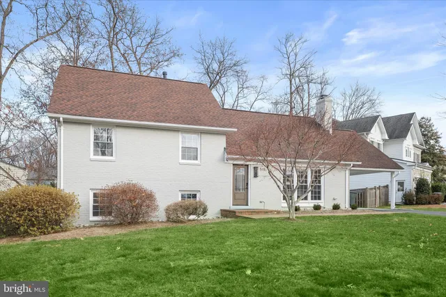 $1,499,000 | 515 Woodland Court Northwest, Vienna, VA 22180