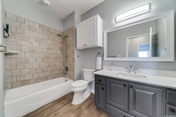 $315,000 | 20 Tapatio Drive East, Unit 101, Boerne, TX 78006