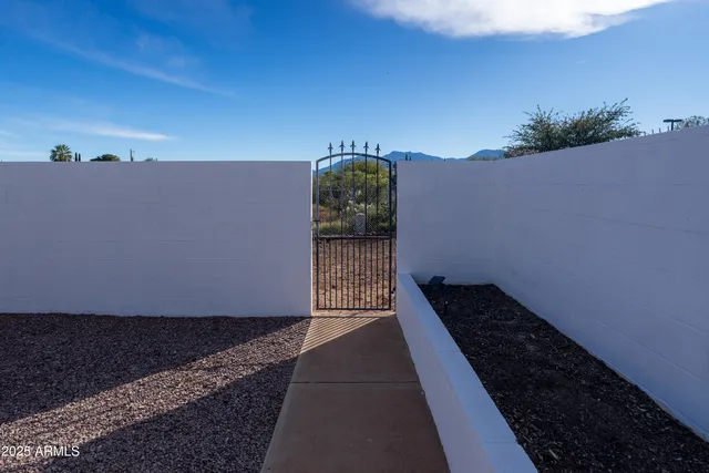 $310,000 | 984 East Carmelita Drive, Sierra Vista, AZ 85635