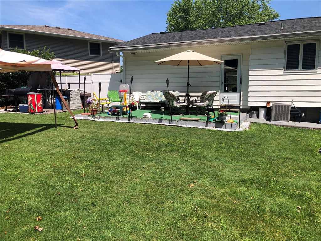 63 Noel Drive Gates, NY 14606 - Photo 11 of 14