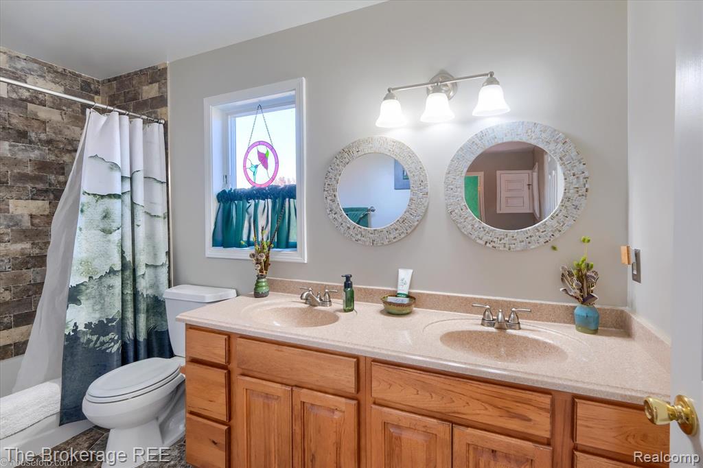 1060 East Cook Road Grand Blanc, MI 48439 - Photo 48 of 63