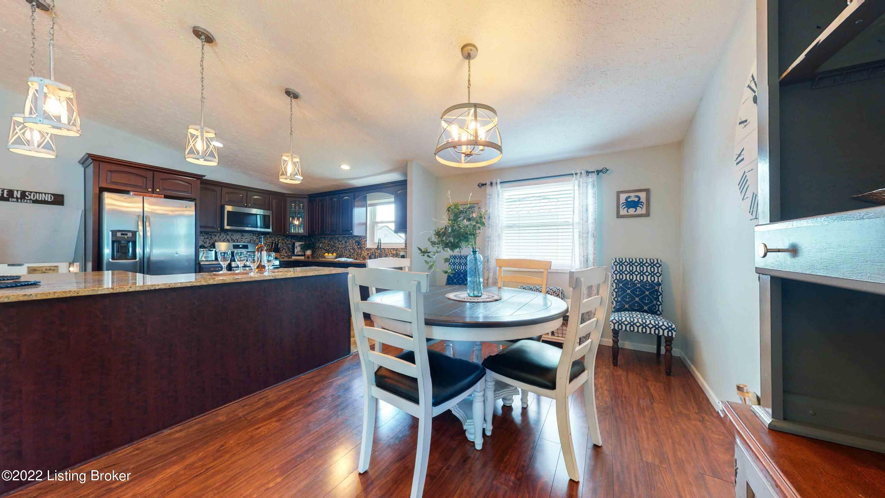7402 Bluffington Road Louisville, KY 40291 - Photo 11 of 62 7402-Bluffington-Rd_014